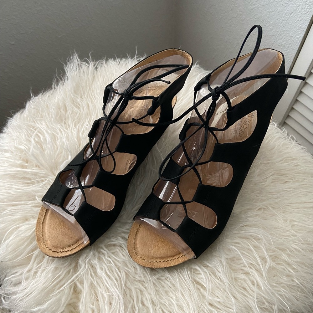 Adam Tucker Women’s Sandals